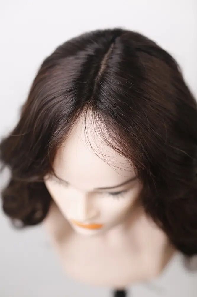 Жіноча перука з натурального волосся
