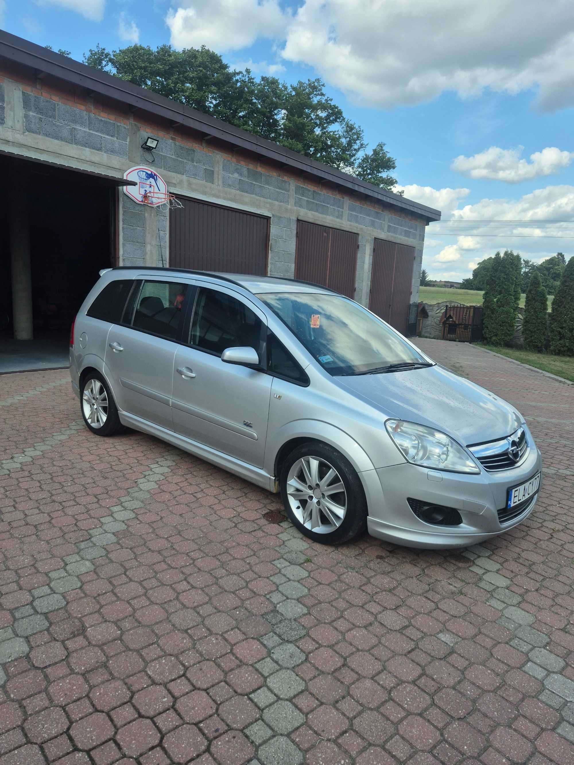 Opel Zafira B 1.9 CDTI 150 KM 2008r OPC 7 osób