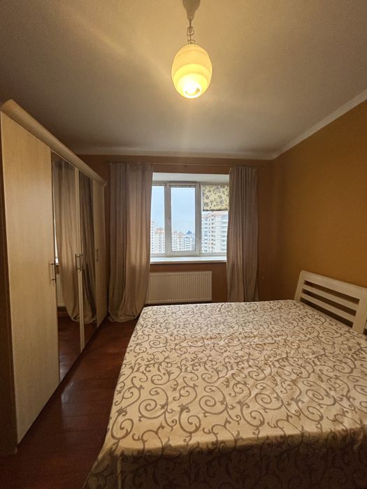 Квартира в центрі міста Буча! Двокімнатна!