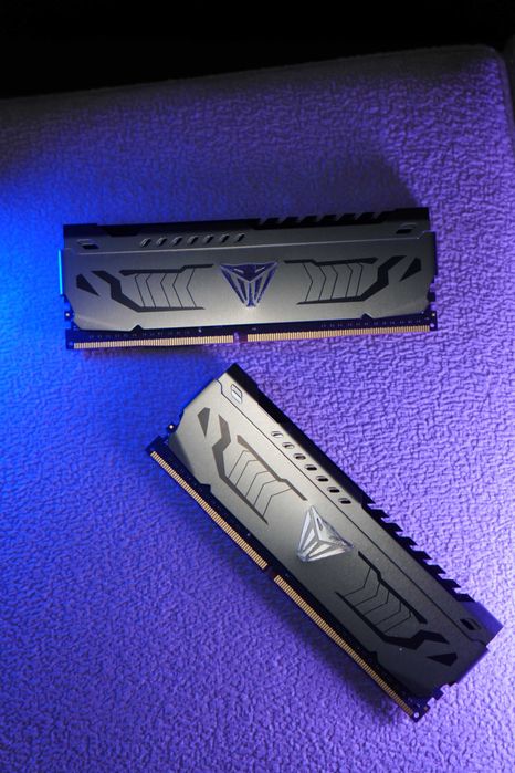 Pamięć RAM Patriot Viper Steel DDR4 16 GB 4400MHz CL19