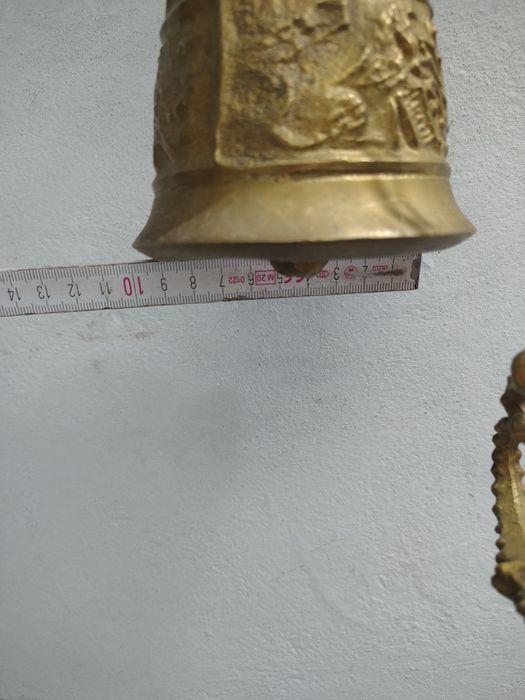 Mosiężny dzwon ścienny