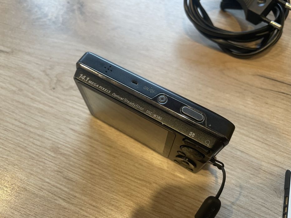 Aparat cyfrowy Sony Cyber-shot w380 14 megapixeli 5 zoom optyczny 720p