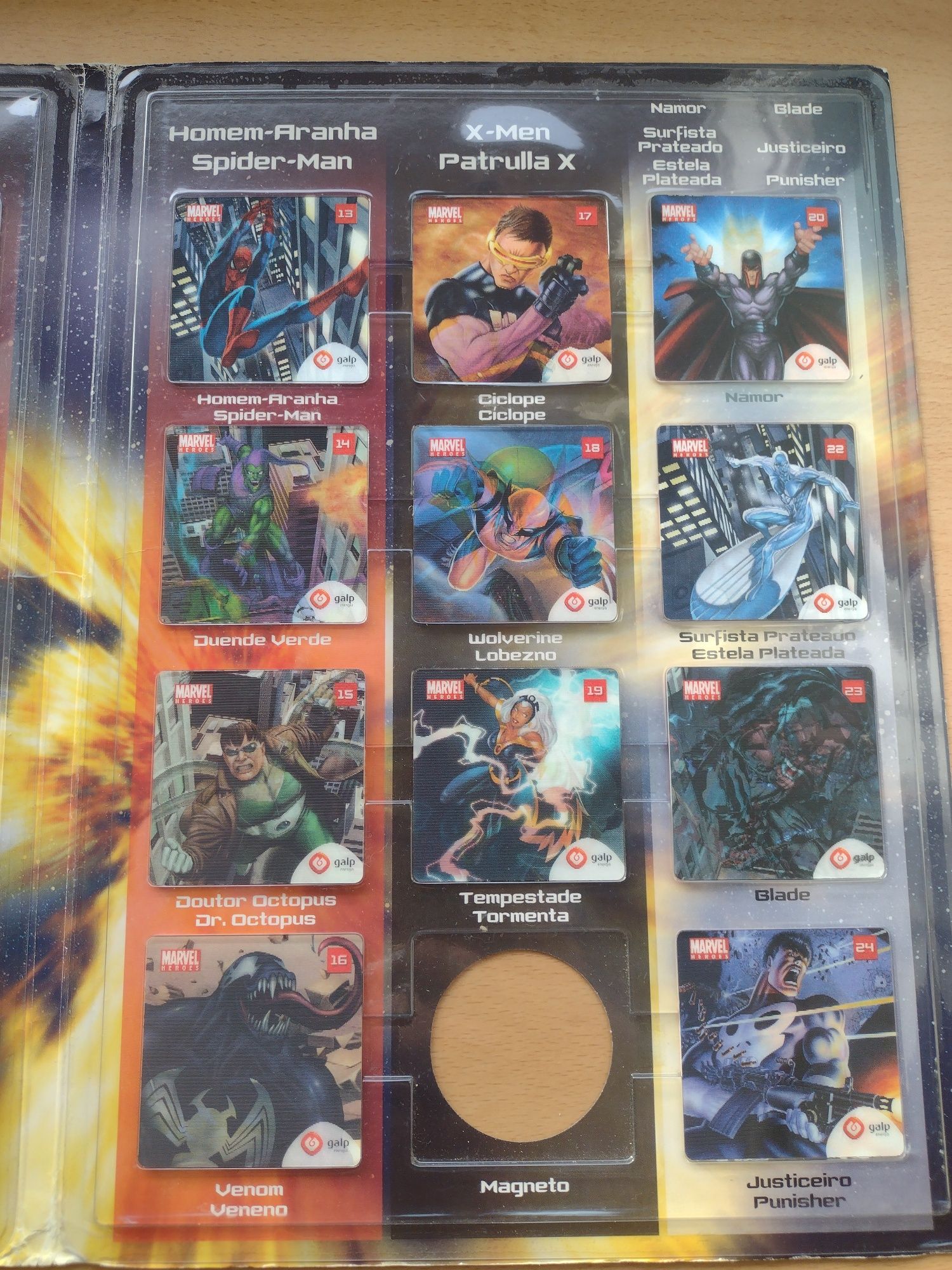 Cromos holográficos Marvel Heroes Axtion Flix