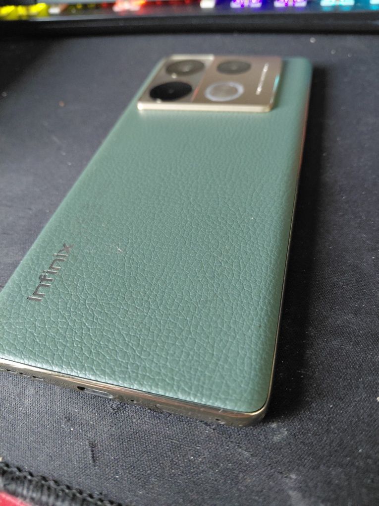 Infinix Note 40 Pro + ładowarka indukcyjna Gwarancja z 18.01.2025