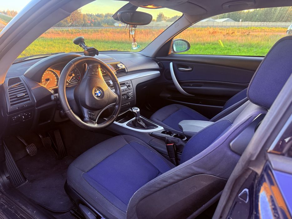 BMW Serii 1 E81 118i