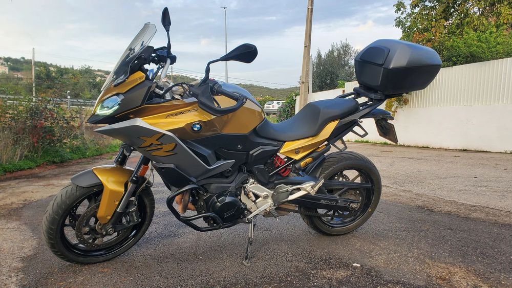 BMW F 900 XR