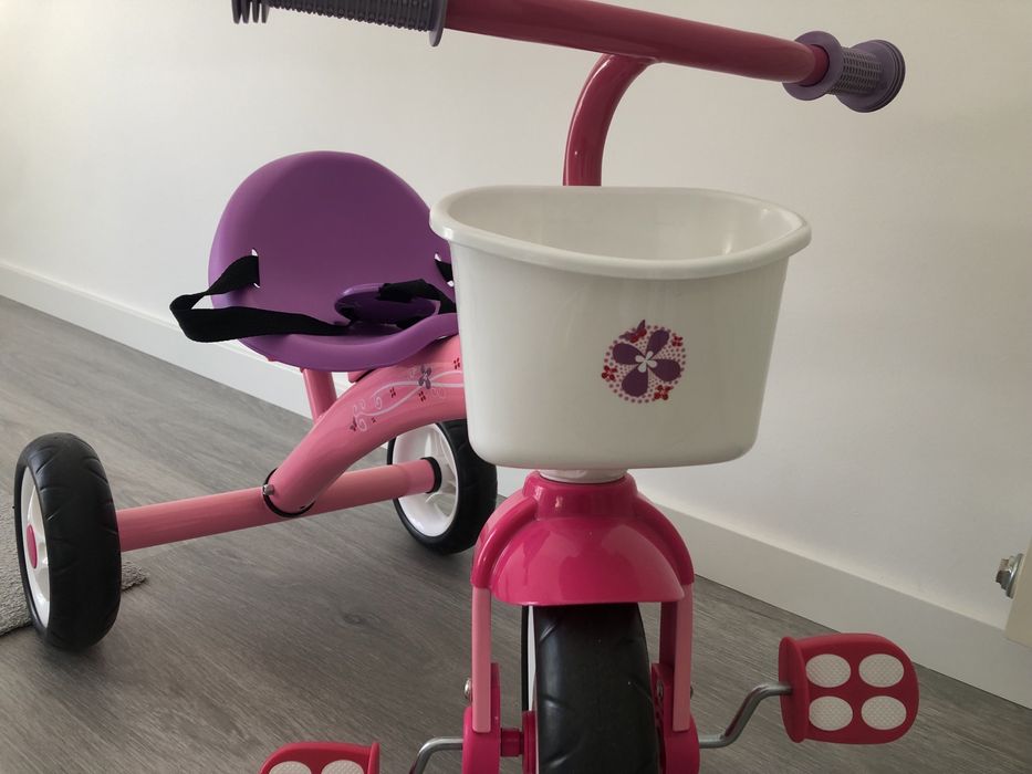 Triciclo de menina da Chicco