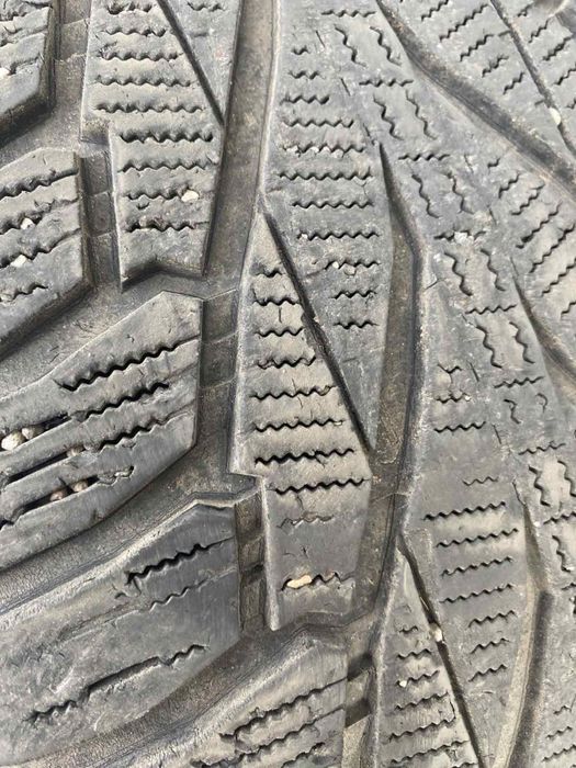 Зимова гума , зимняя резина Nokian 255/55/18