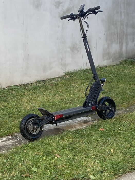 Електросамокат MOTUS 10 pro 2023