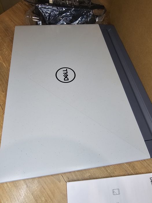 RTX 3050 80w Dell G15 r5 16/512gb 15.6FHD 120Hz