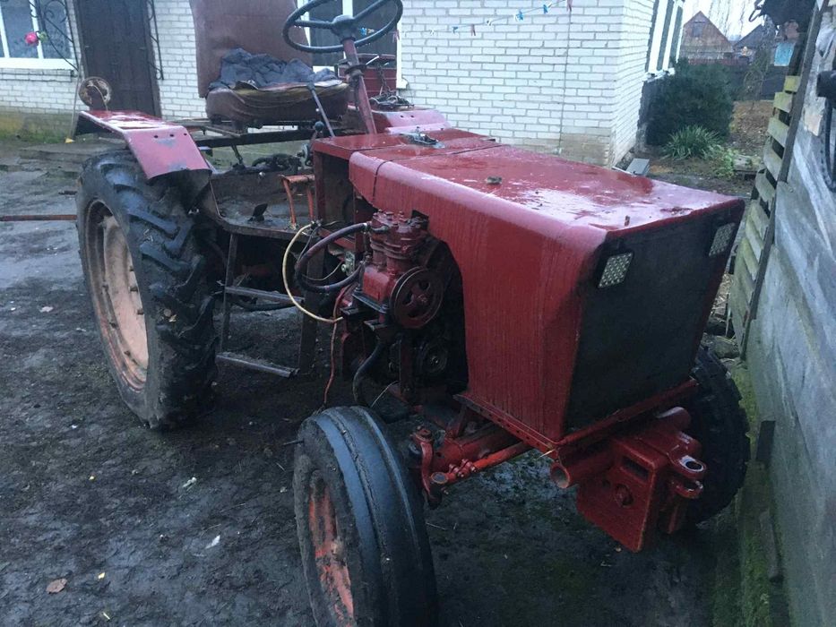 Продам Трактор т25