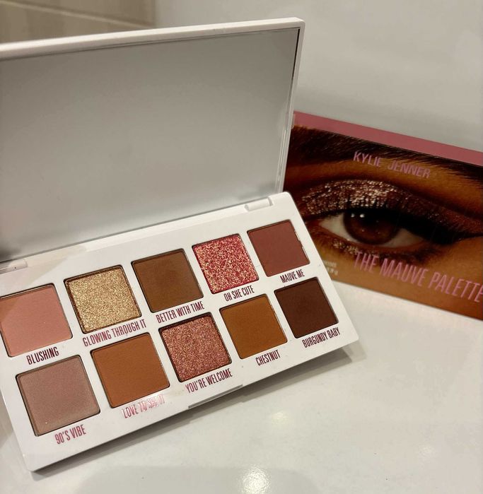 Kylie Cosmetics - The Mauve Eyeshadow Palette
