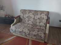 Rozkładana dwuosobowa sofa