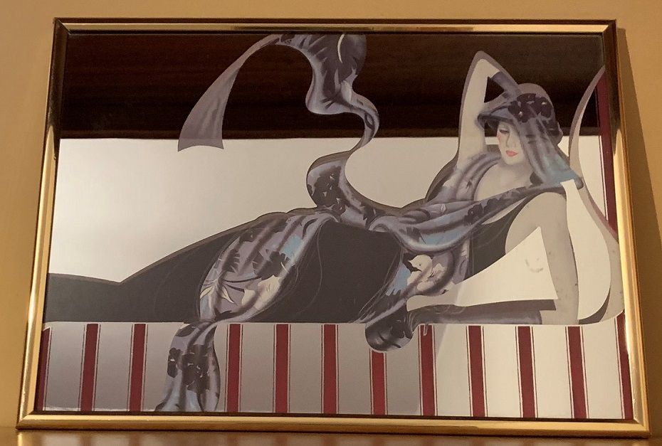 Quadro Espelhado Pintura Mulher de vestido preto deitada