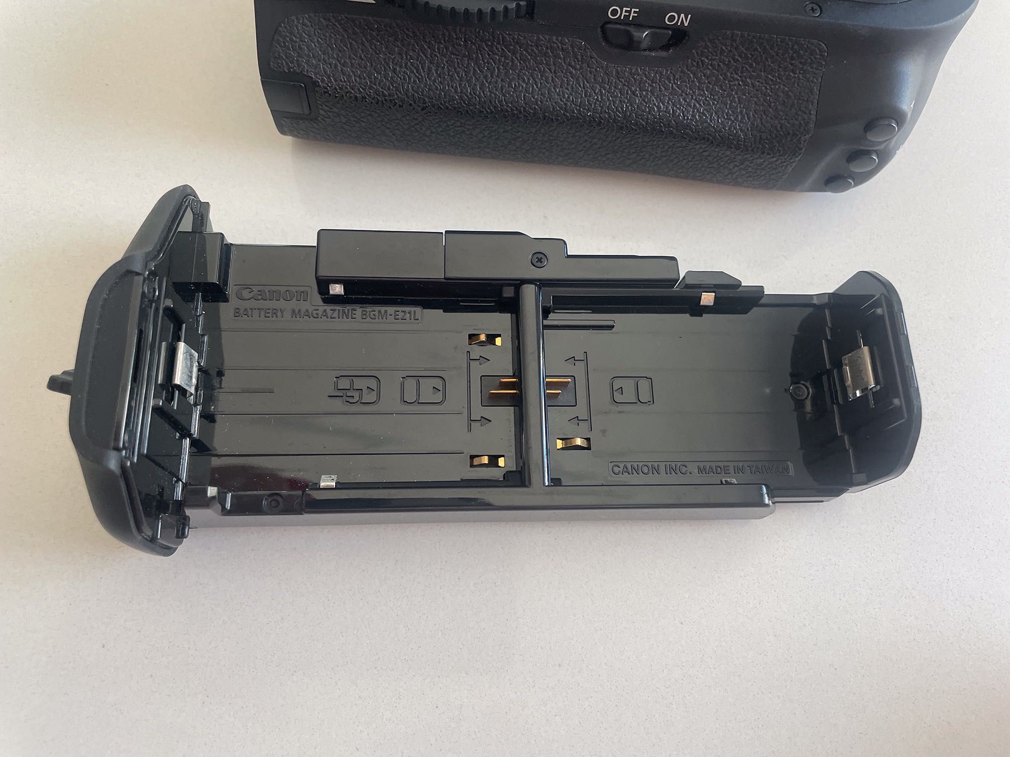 Punho de bateria Canon BG-E21