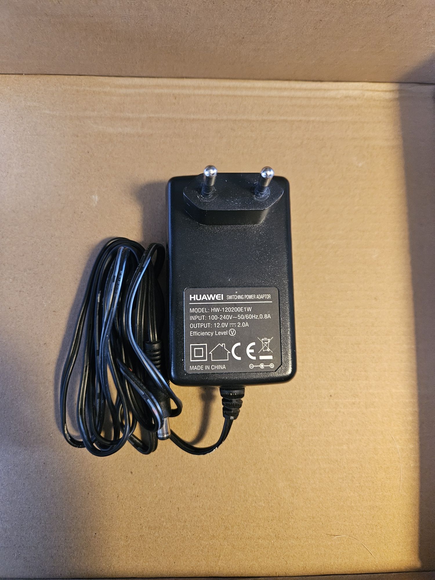 Zasilacz Huawei 2A B525 B529 B818 B628