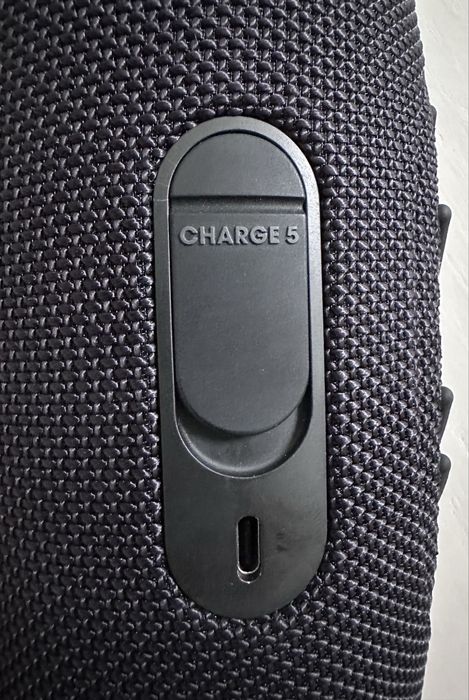 JBL charge 5 Tomorrowland