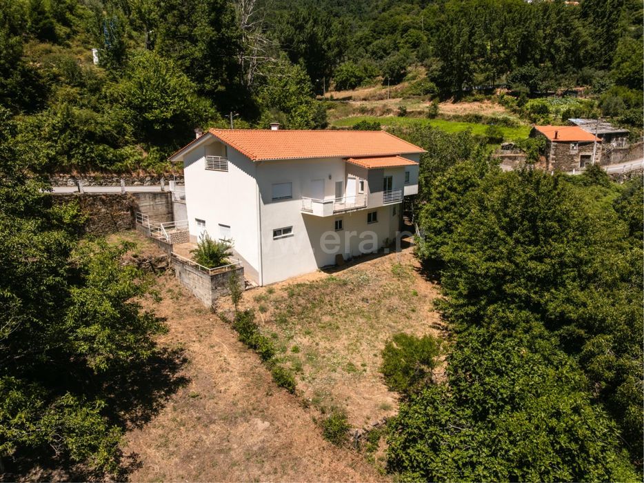 Vende-se Moradia T3 / Manteigas, Serra da Estrela