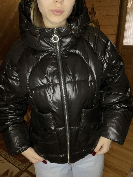 Жіноча курточка зимова