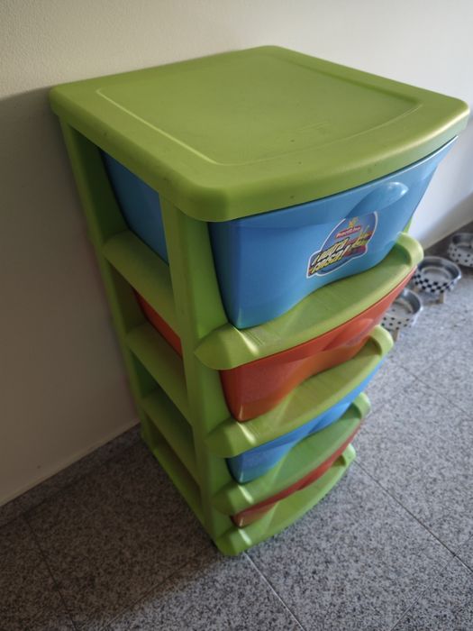 Móvel 4 gavetas DeBorla