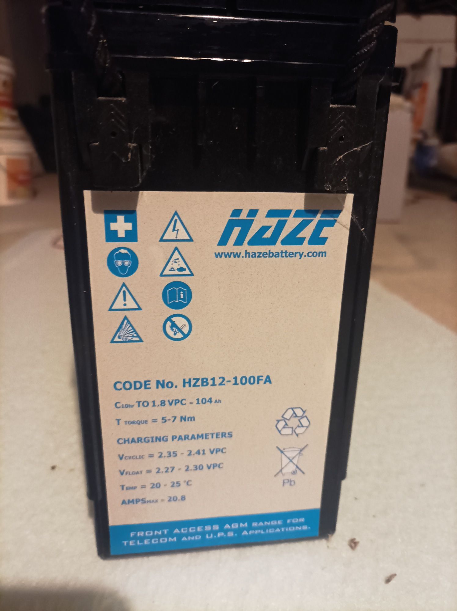 Акумулятор AGM Haze 100 ah
Вага: 33 кг;
Ємність акумулятора: