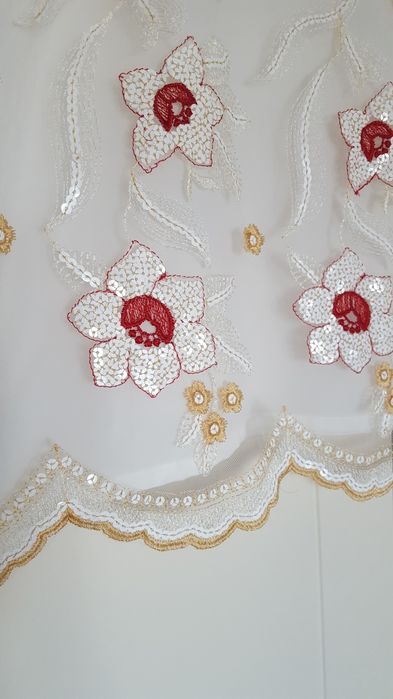 Blusa Flores Lantejoulas NOVA Tam L