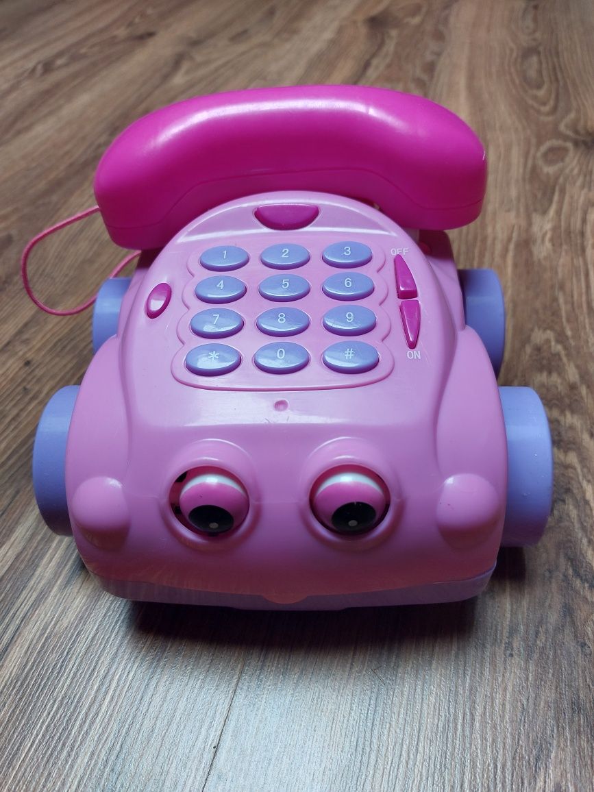 Różowy telefon zabawka