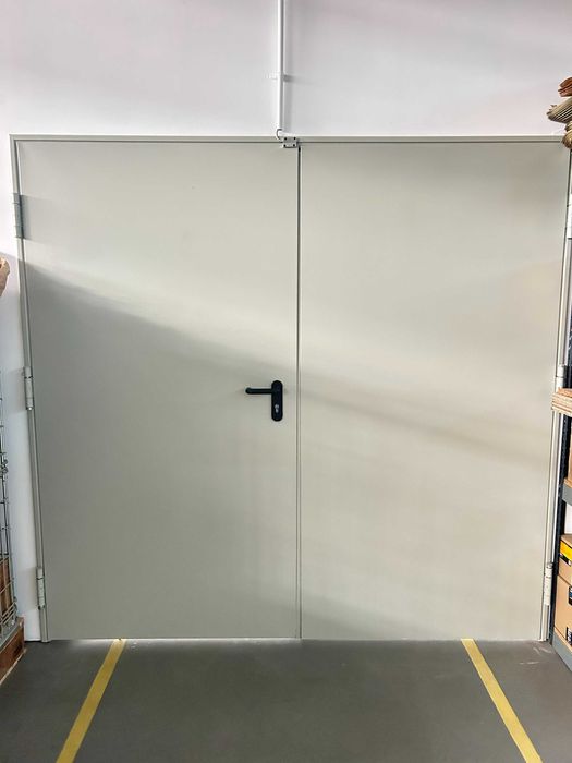 Drzwi przemysłowe metalowe