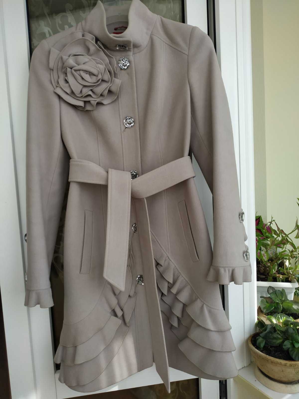 Пальто женское кашемировое осень-весна стиль шанель р 42-44