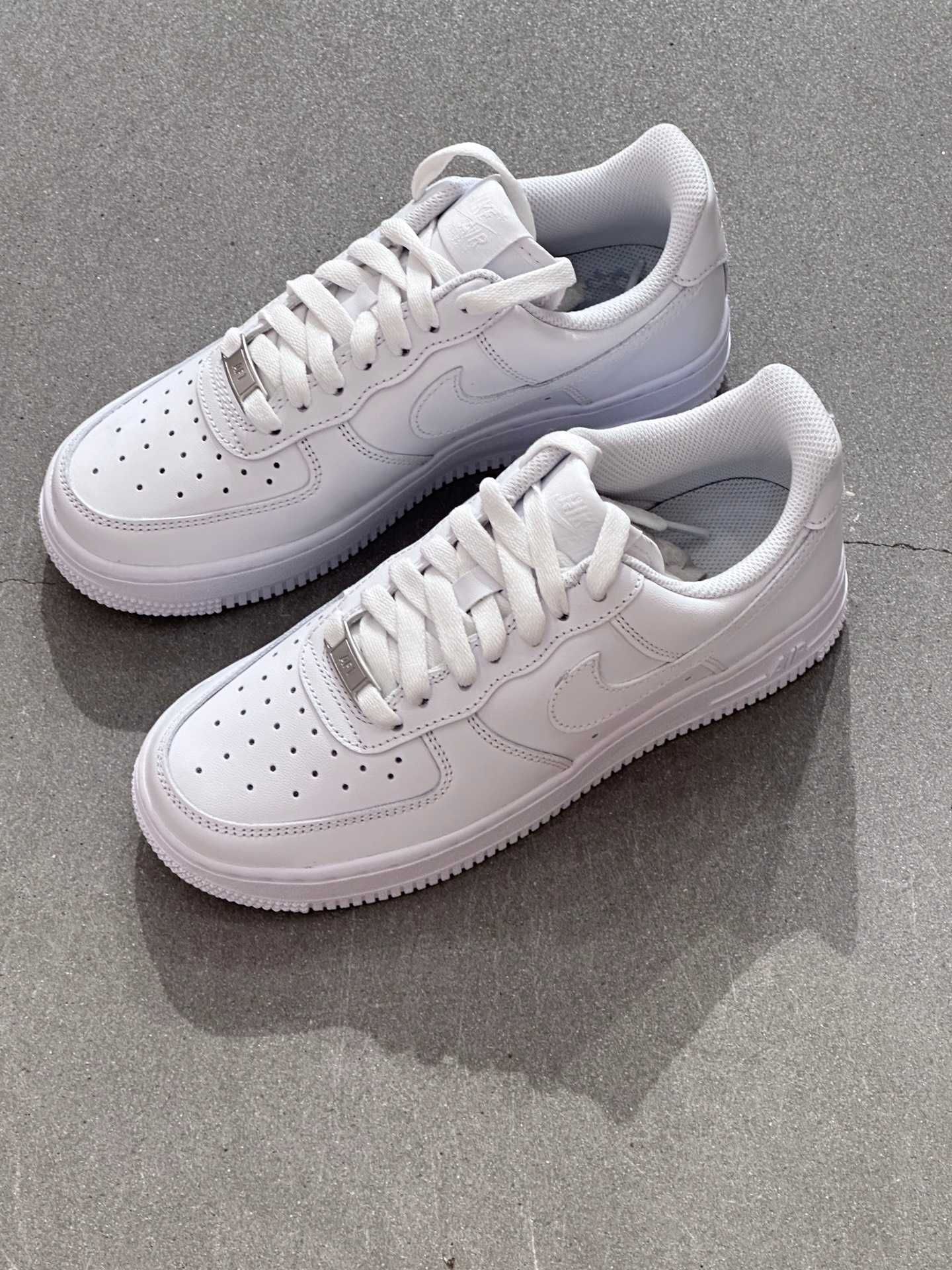 Biały\NikeAirForce1*Low^TBTSM|nowy UnisexTrampki.42
