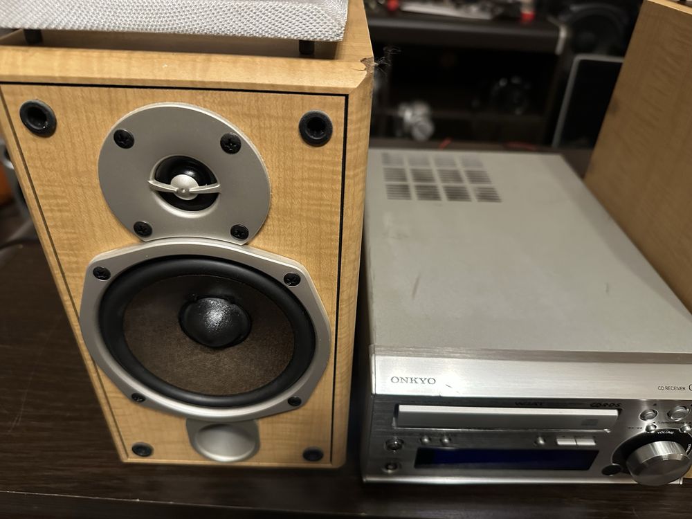 Onkyo CR-305FX i kolumny D-N5FX
