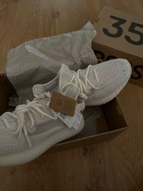 Yezzy 350 bone Nike adidas