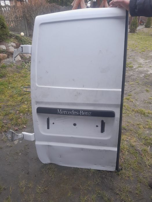 Drzwi tylne mercedes vito 639