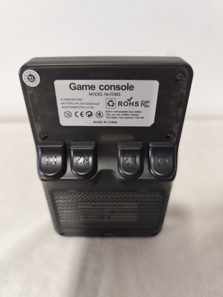 Consola Retro R36S 128GB – 20.000 Jogos + Emuladores [Nova]