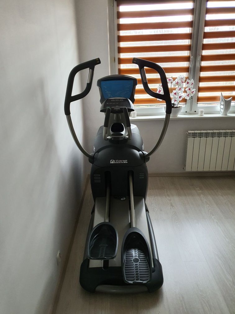 Orbitrek Octane Fitness Pro 3700