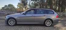 BMW 320 D LCI 239km ótima troco