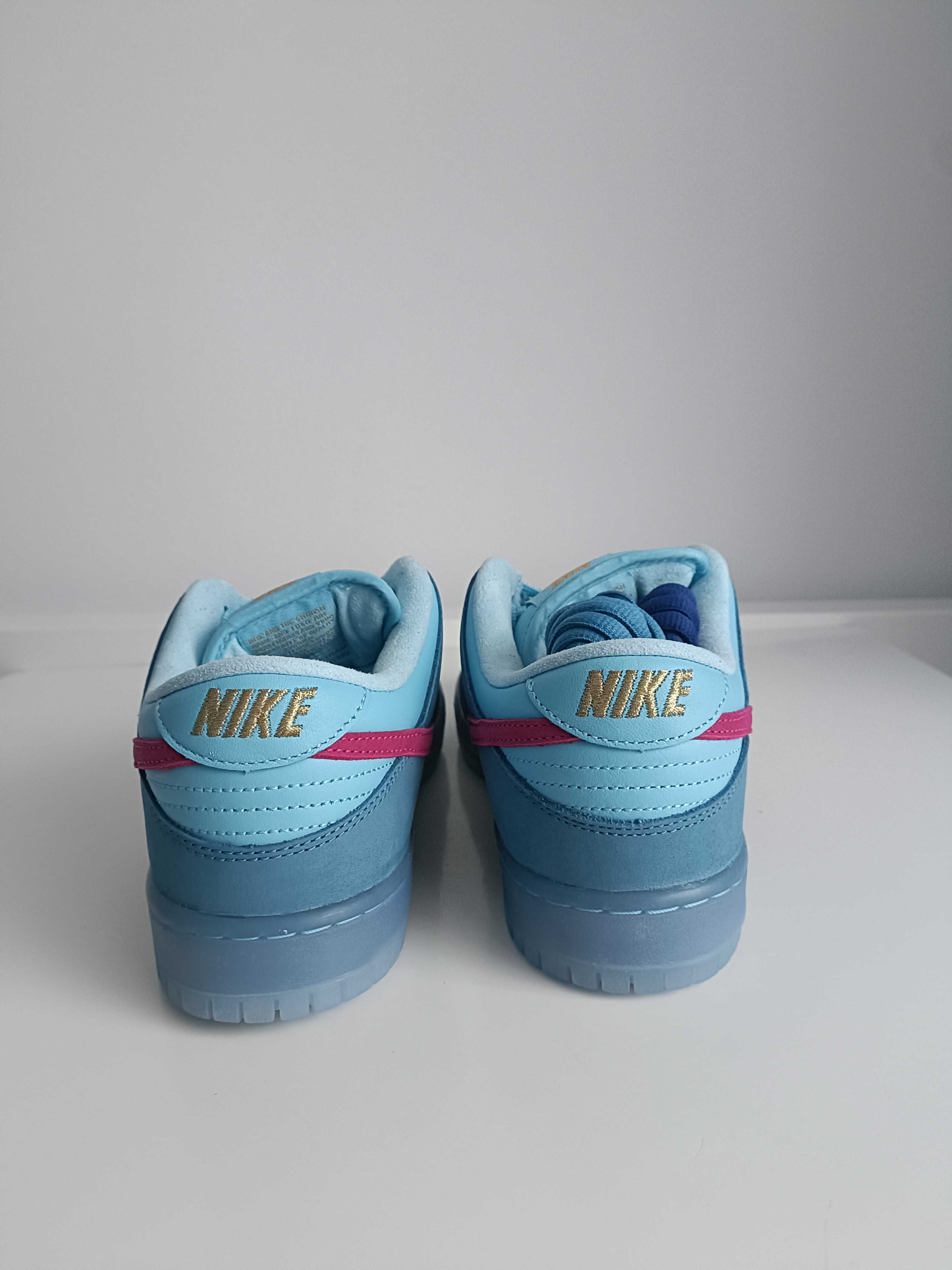 Buty Nike SB Dunk Low Run The Jewels rozmiar 42,5 wkładka 27 cm