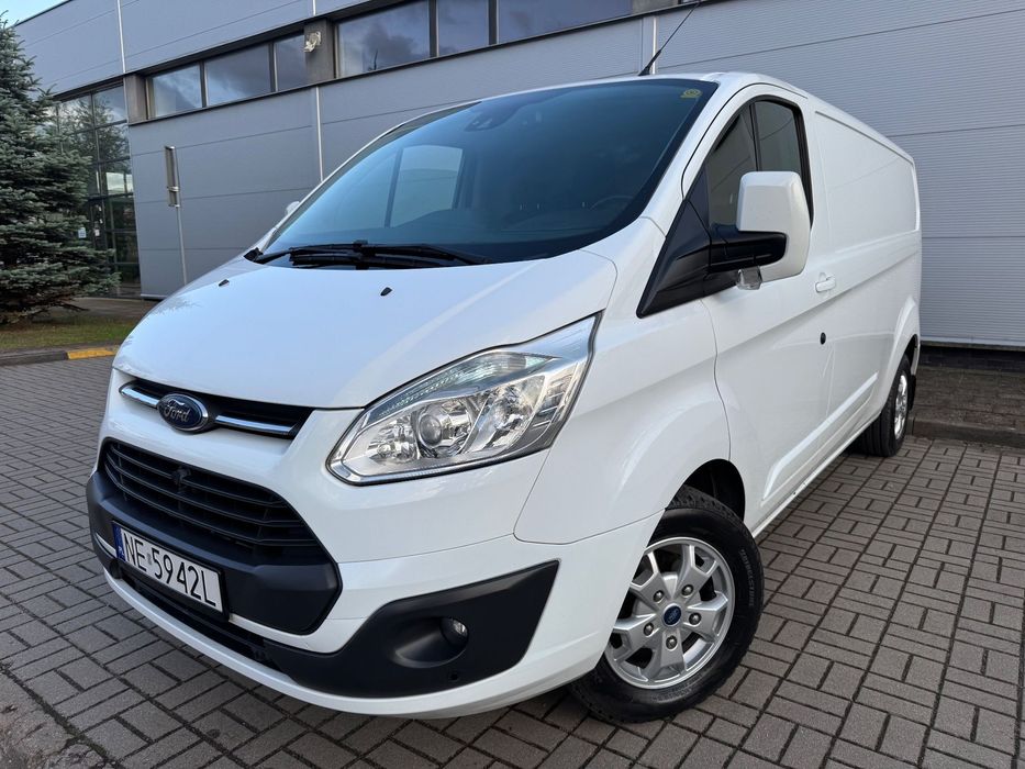 Ford Transit Custom  L2H1 Bogate wyposażenie !!! kamera navi pdc klima