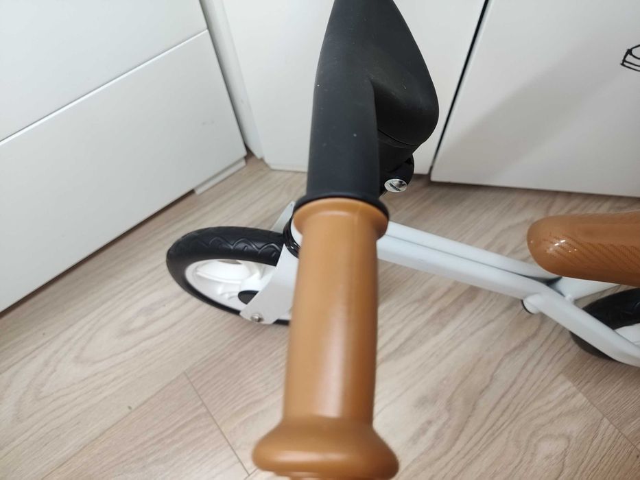 Smoby Pierwszy Rowerek biegowy Metalowy Biały