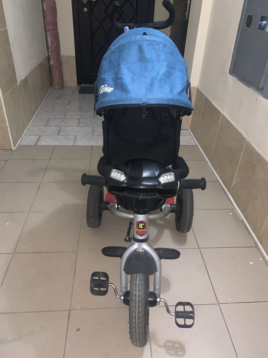 Дитячий триколісний велосипед