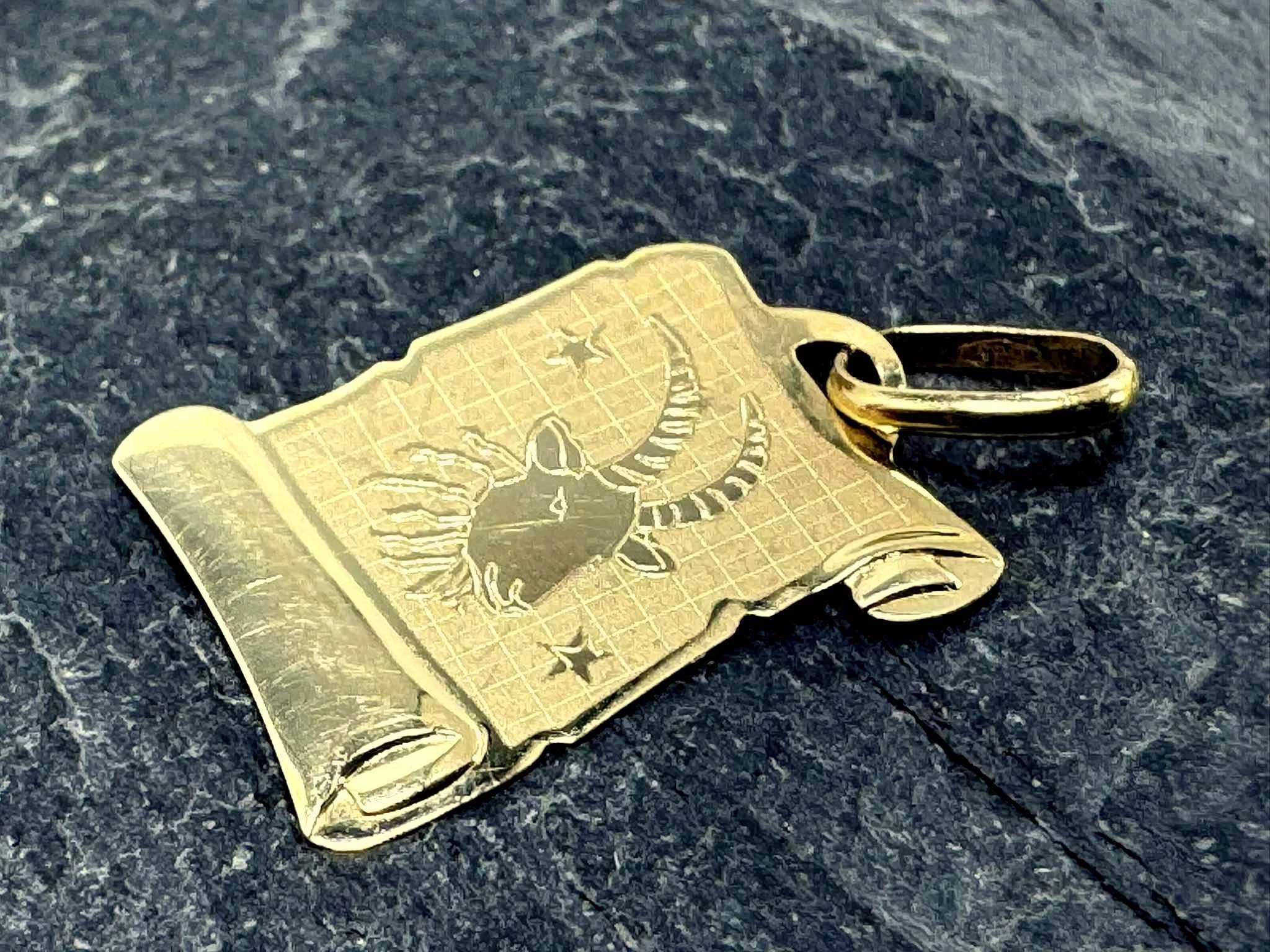 złota zawieszka papirus koziorożec zodiak pr: 585 w: 0,42g 17 x 11 mm