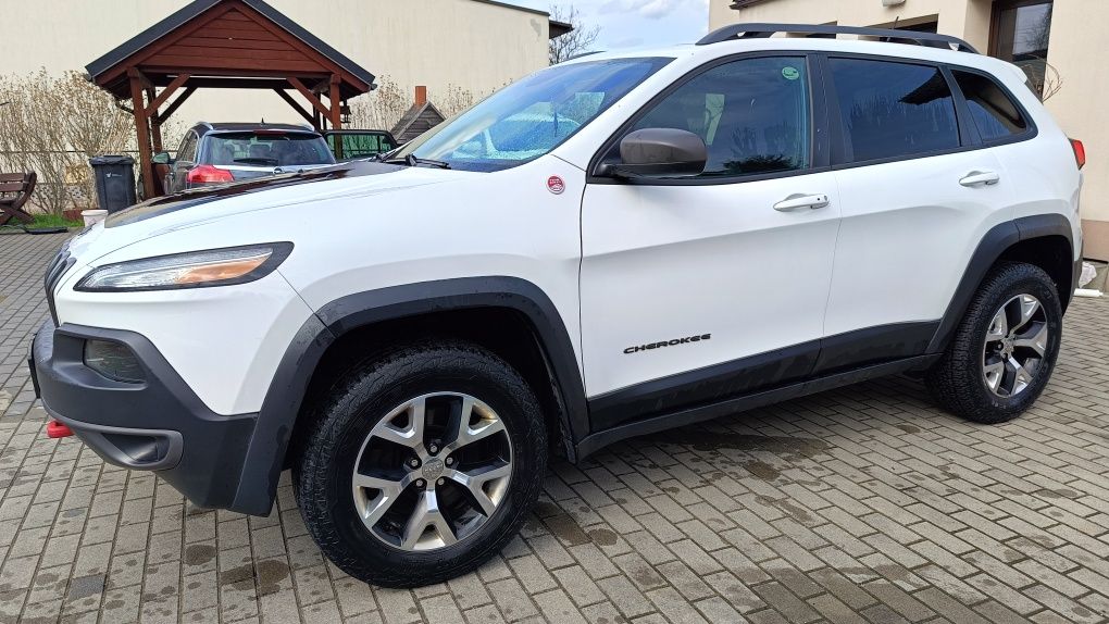 Jeep Cherokee TRAILHAWK 2015 3.2 B+G 4x4