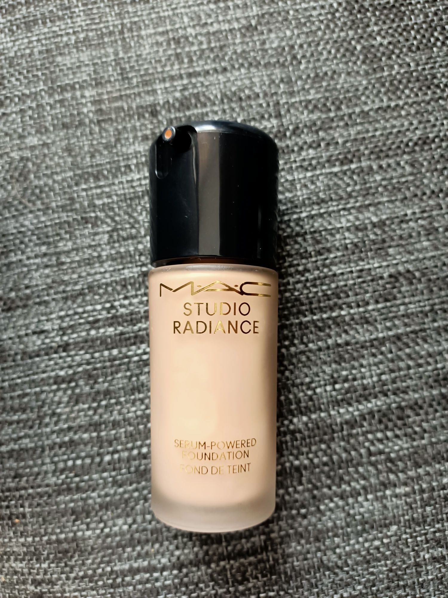 MAC Studio Radiance Serum-Powered Foundation NW11