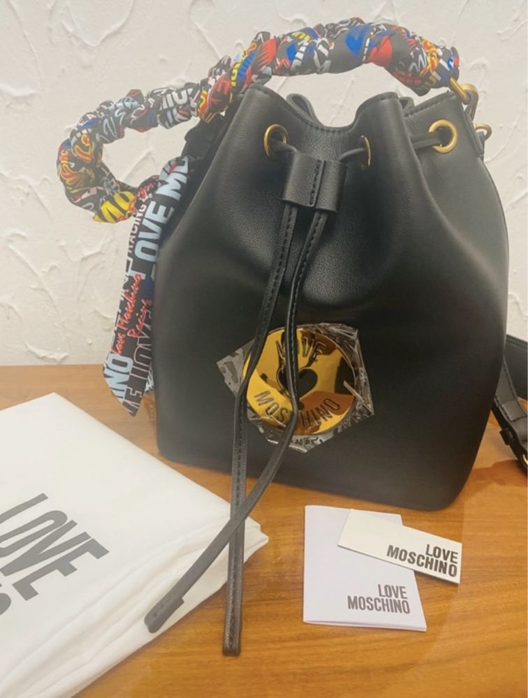 Mala Love Moschino NOVA