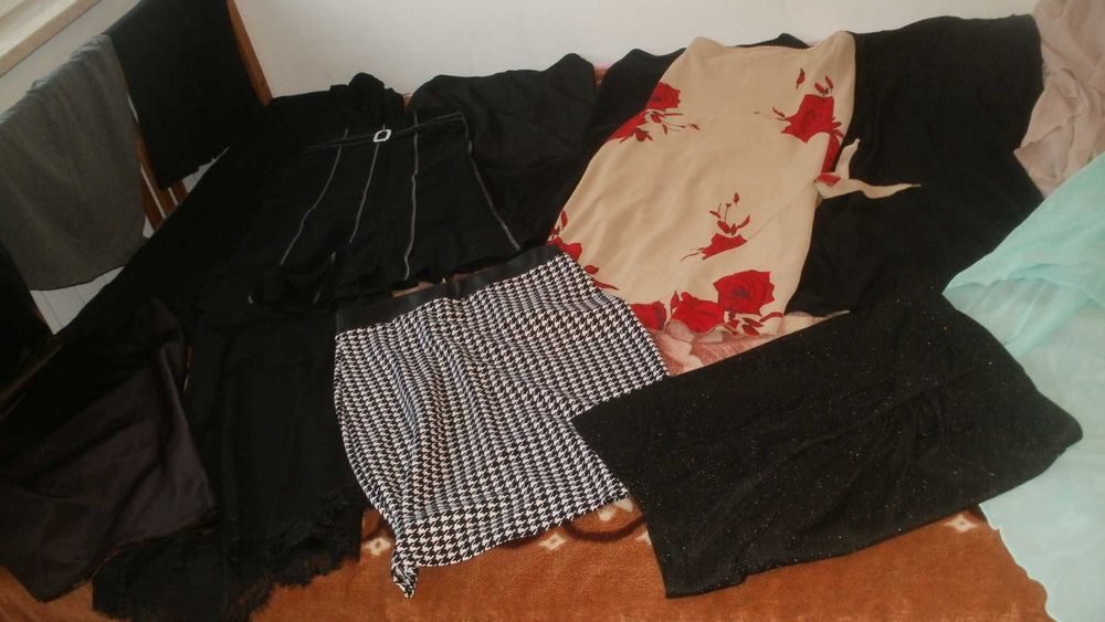 mix ubrań damskich - S/M/L - kilkadziesiąt sztuk