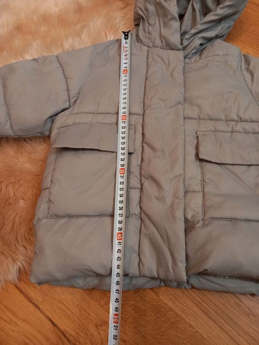 Курточка для дівчинки від Zara, 116 см.