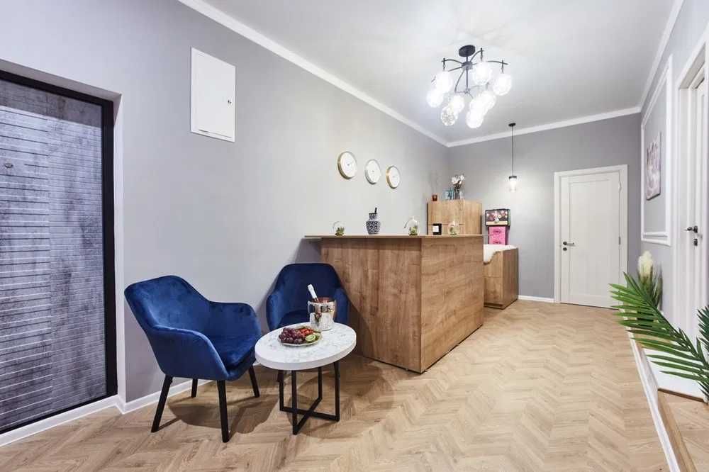 Повністю готовий міні-готель у самому серці Аркадії.