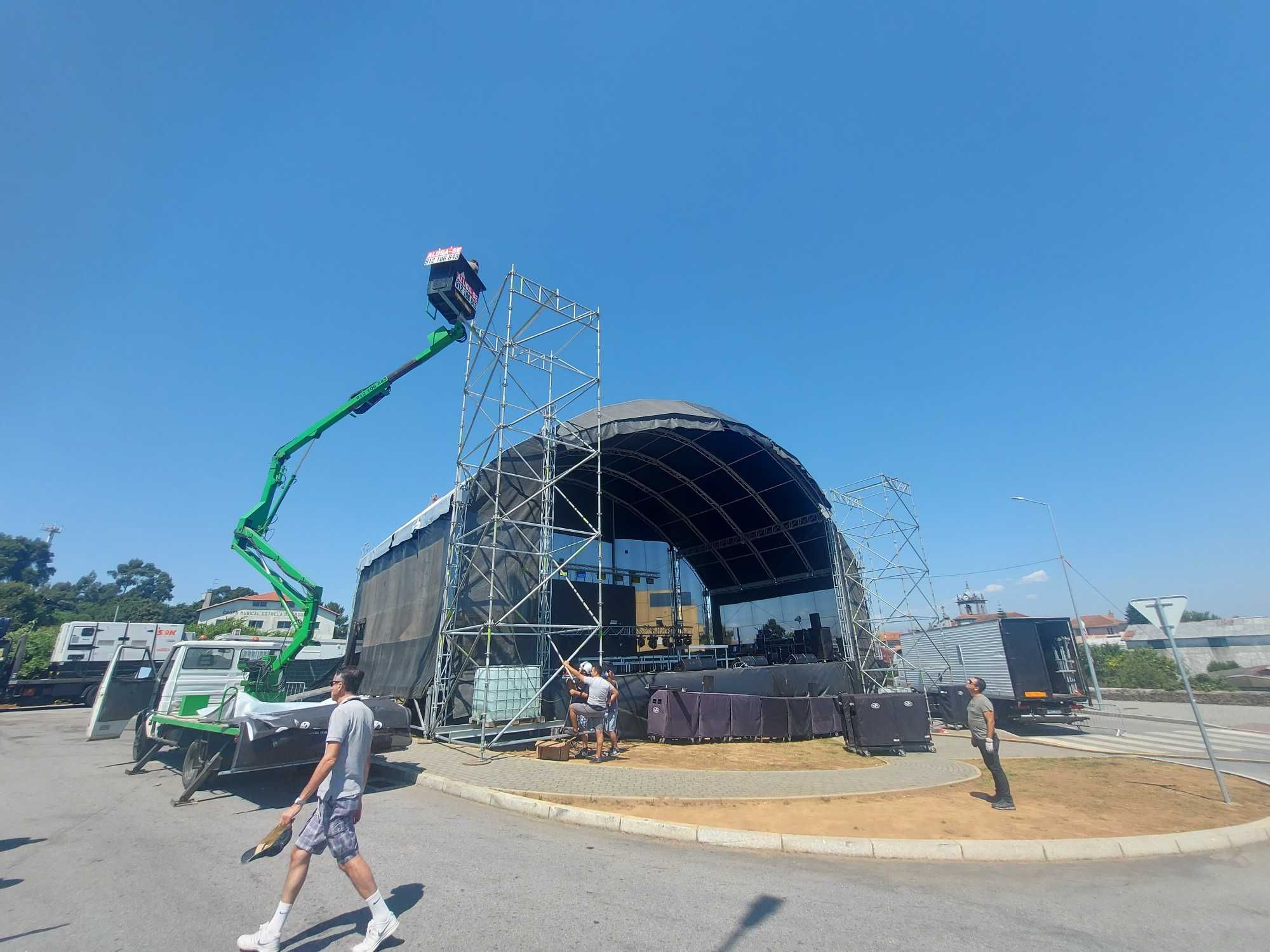 Grua plataforma elevatória barquinha