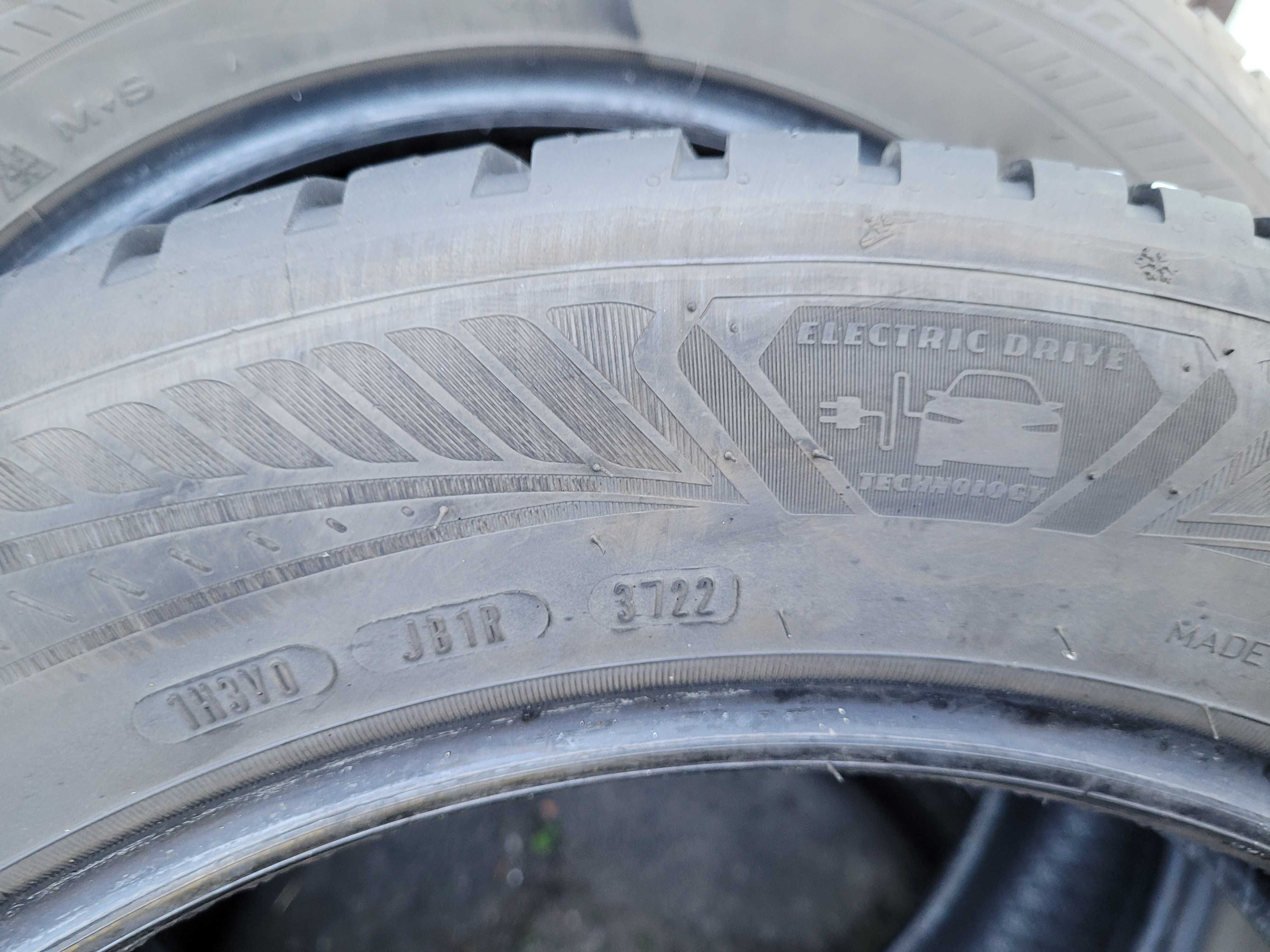195/60/18 Goodyear Vector 4Seasons GEN-3  7,5mm JAK NOWE 2022r 2szt