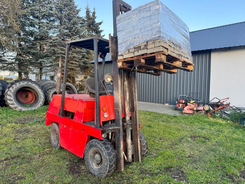 Widlak Zremb GPW 3200 silnik 3 cylindrowy perkins  faktura VAT